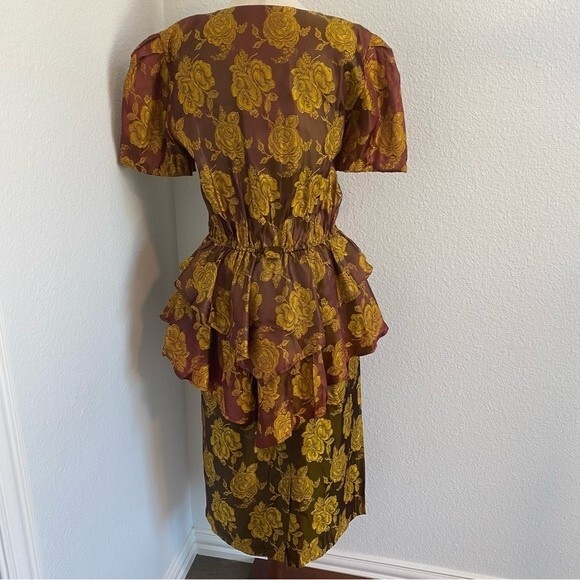 Vintage NONA Fashion USA Shimmer Gold Floral 2 Piece Jkt Ruffles Midi SZ M - Picture 6 of 10
